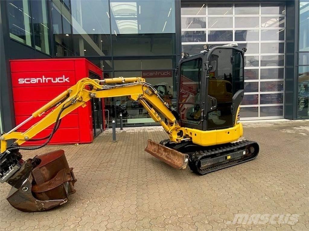 Komatsu PC24MR-5 Kolová rýpadla