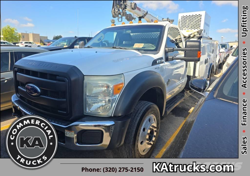 Ford F 550 XL SD Pásové jeřáby