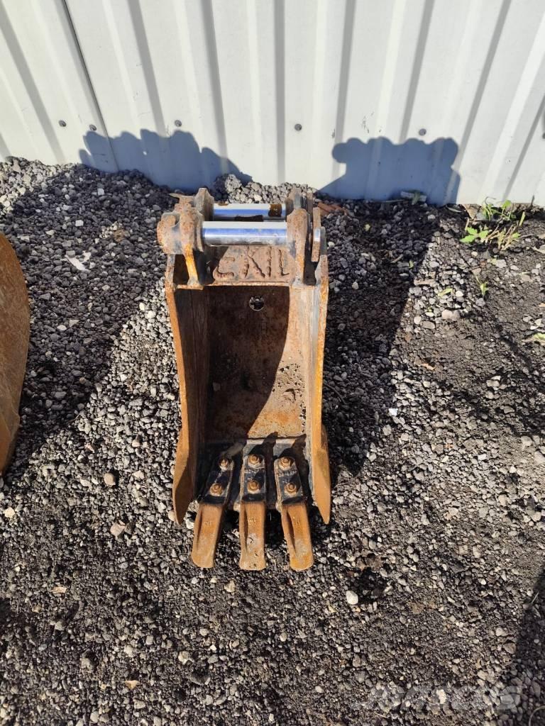 CAT 301.4 C Mini rýpadla < 7t