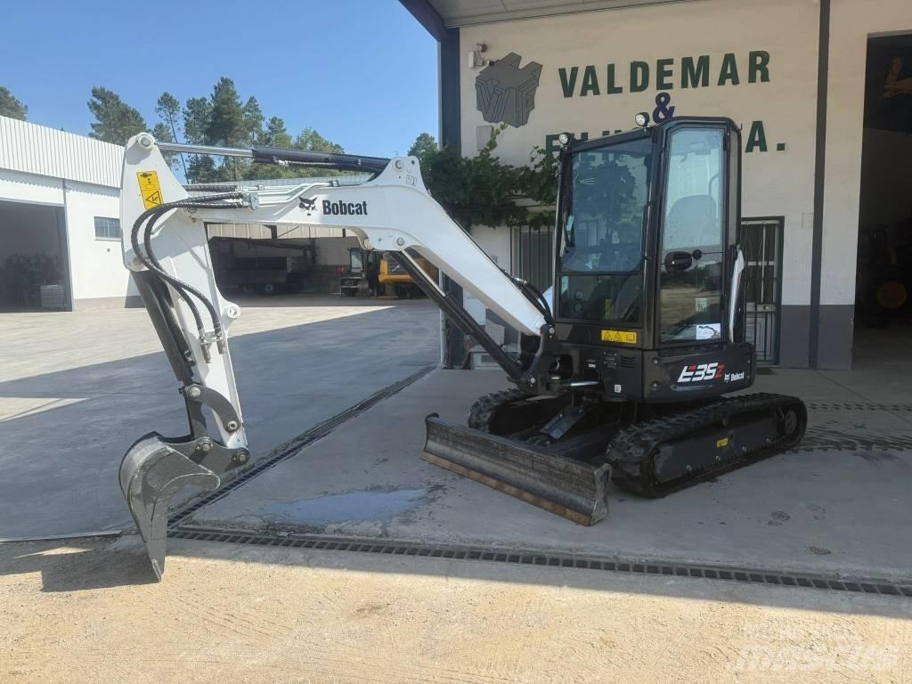 Bobcat E 35, 549h Mini rýpadla < 7t