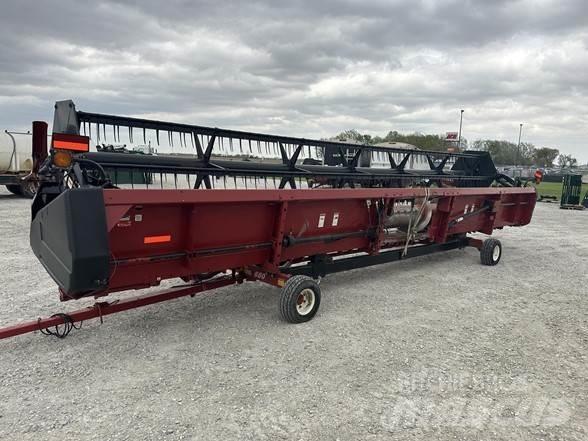 Case IH 1020 Kombajnové hlavice