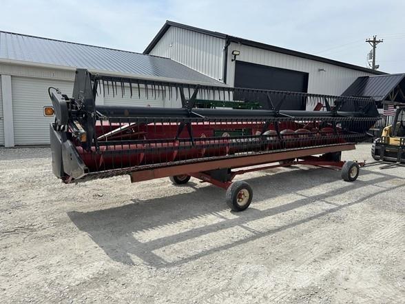 Case IH 1020 Kombajnové hlavice