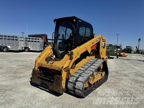 CAT 279D3 Smykem řízené nakladače