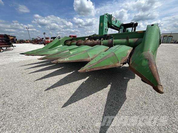 John Deere 653 Kombajnové hlavice