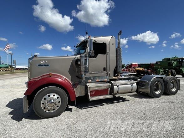 Kenworth W900 Tahače