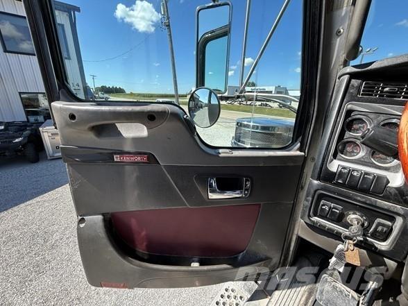 Kenworth W900 Tahače