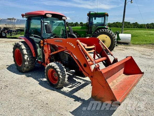 Kubota L3940 Traktory
