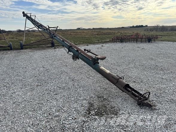 WESTGO A100 Mechanické secí stroje