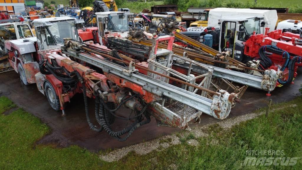 Sandvik DT820SC Tunelové a podzemní důlní vrtačky