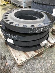Terex Stenskyddsring Pneumatiky, kola a ráfky