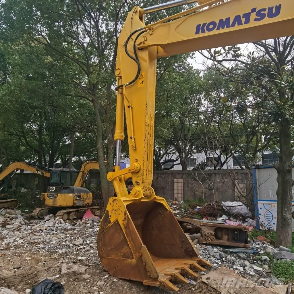 Komatsu PC 450-8 Pásová rýpadla