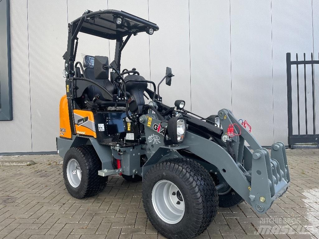 GiANT G1500 X-tra Víceúčelové nakladače
