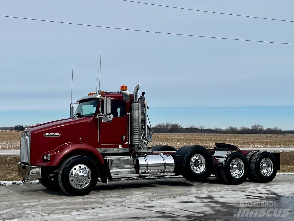 Kenworth T 800 Tahače