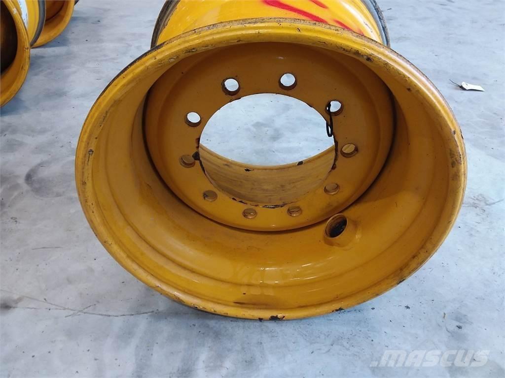 Rottne H11 20x24,5 Pneumatiky, kola a ráfky