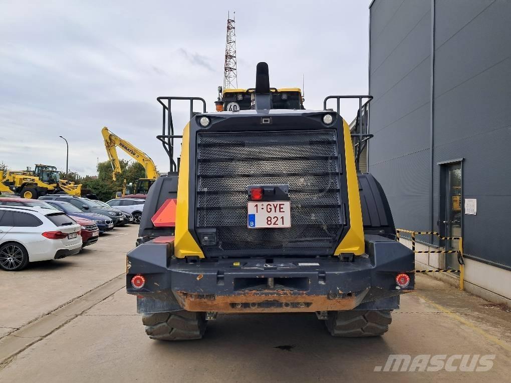 Komatsu WA475-10E0 Kolové nakladače