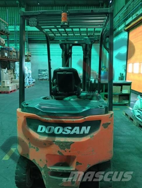 Doosan B 30 X-7 Akumulátorové vozíky