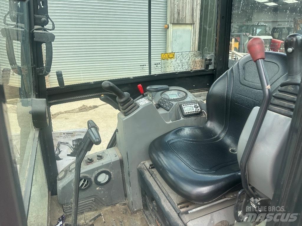 Bobcat E Mini rýpadla < 7t
