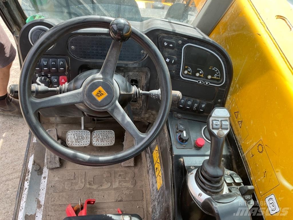 JCB 525-60 AGRI PLUS Teleskopické nakladače pro zemědělství