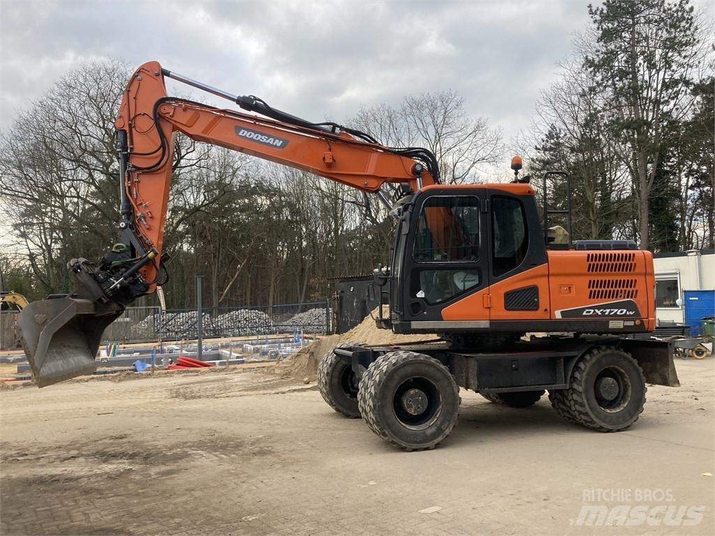 Doosan DX 170-5 W Kolová rýpadla