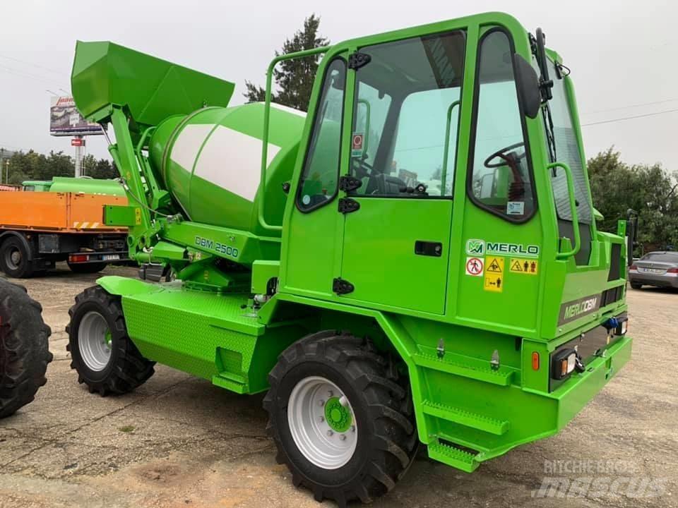 Merlo DBM 2500 Stavební míchačky