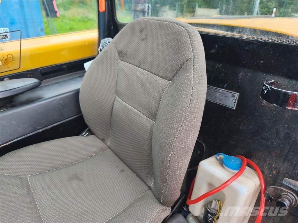 JCB 527-55 (4WS) Stavebnictví - ostatní