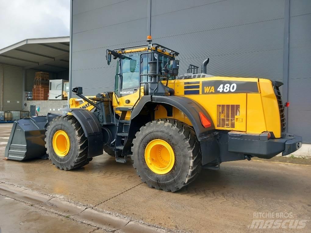 Komatsu WA480-8E0 Kolové nakladače