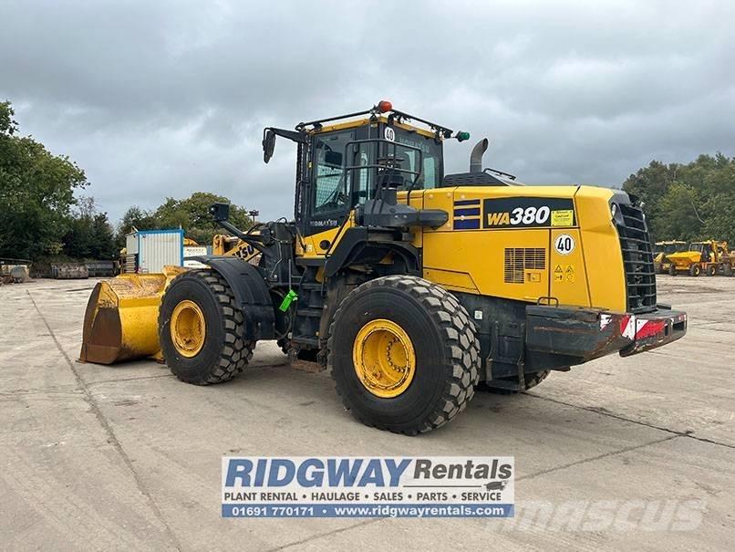 Komatsu wa380 Kolové nakladače