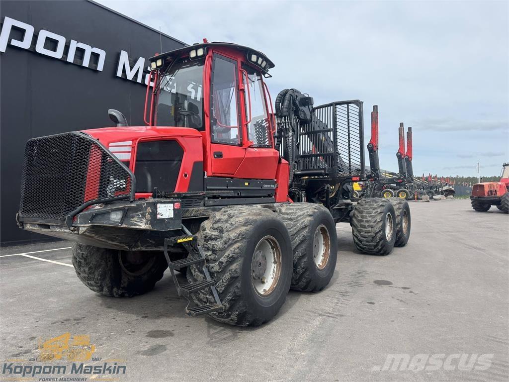 Komatsu 895 Vyvážecí traktory