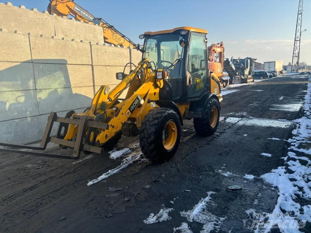 JCB 406 Kolové nakladače