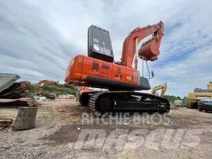 Hitachi ZX 350 Pásová rýpadla