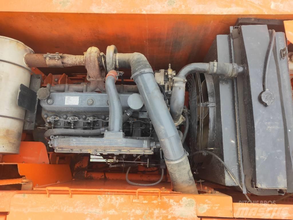 Doosan DH220LC-7 Pásová rýpadla