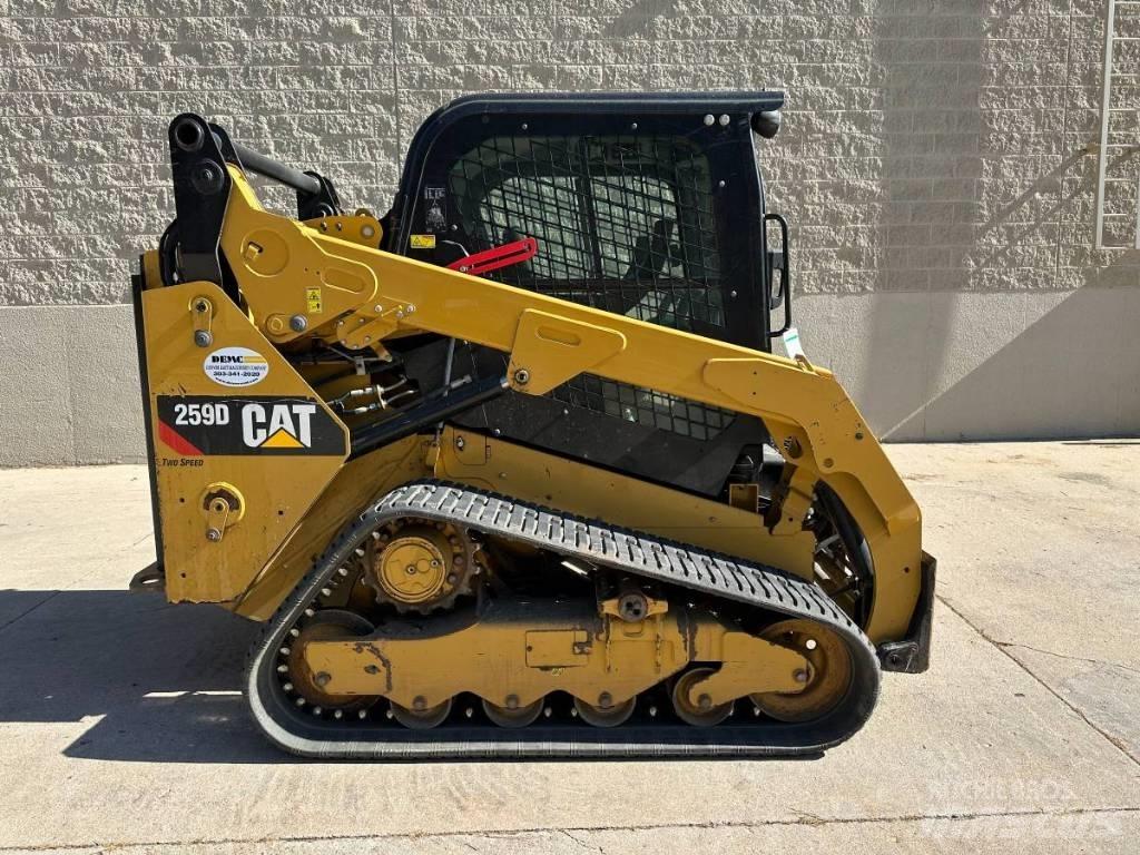 CAT 259D Smykem řízené nakladače