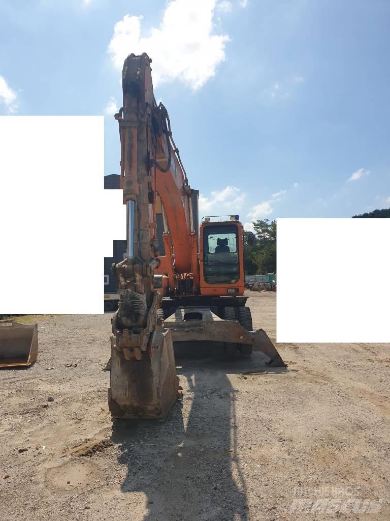 Doosan DX210WA Kolová rýpadla