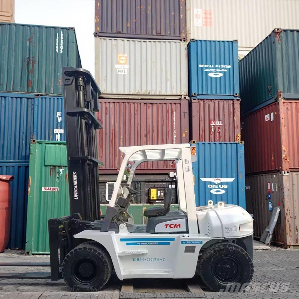 TCM FD 70 Z8 Skříňová nástavba