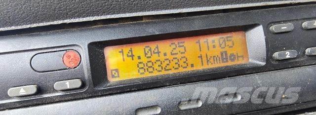 Sisu E12M 8X4 Sklápěče