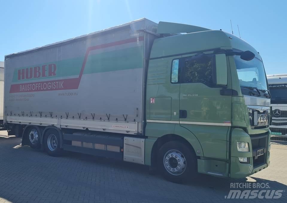 MAN 26.440 / 7.4m / LIFT Zaplachtované vozy