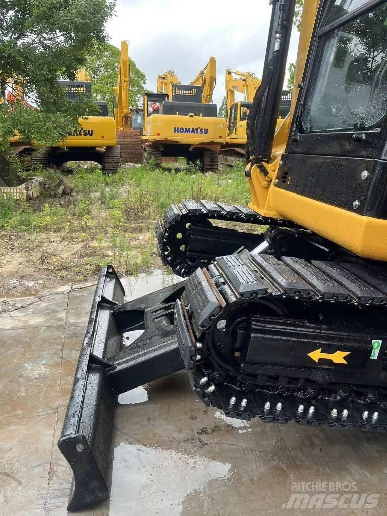 CAT 305.5 Mini rýpadla < 7t