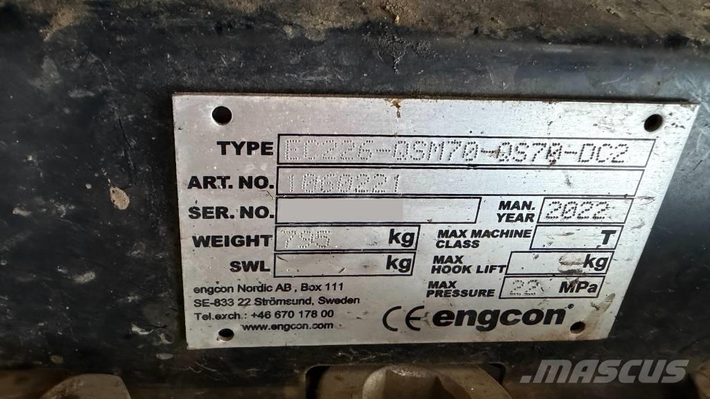 Kobelco SK 210 LC Pásová rýpadla