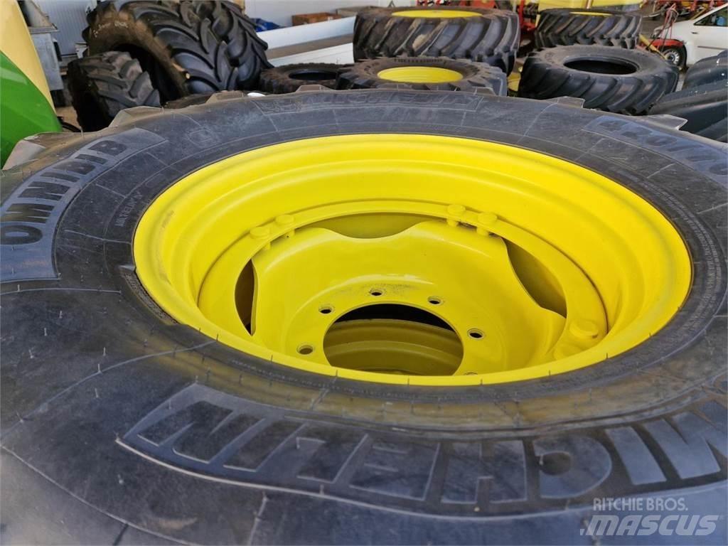 Michelin 420/70R24 Pneumatiky, kola a ráfky