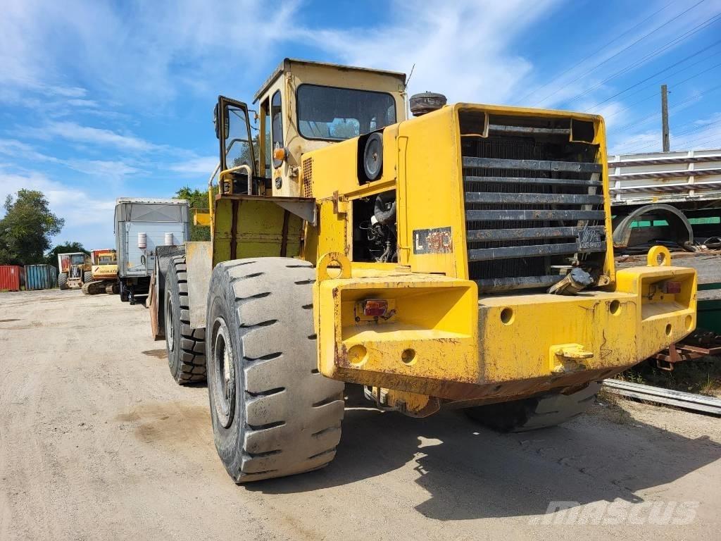 Volvo L 160 Kolové nakladače