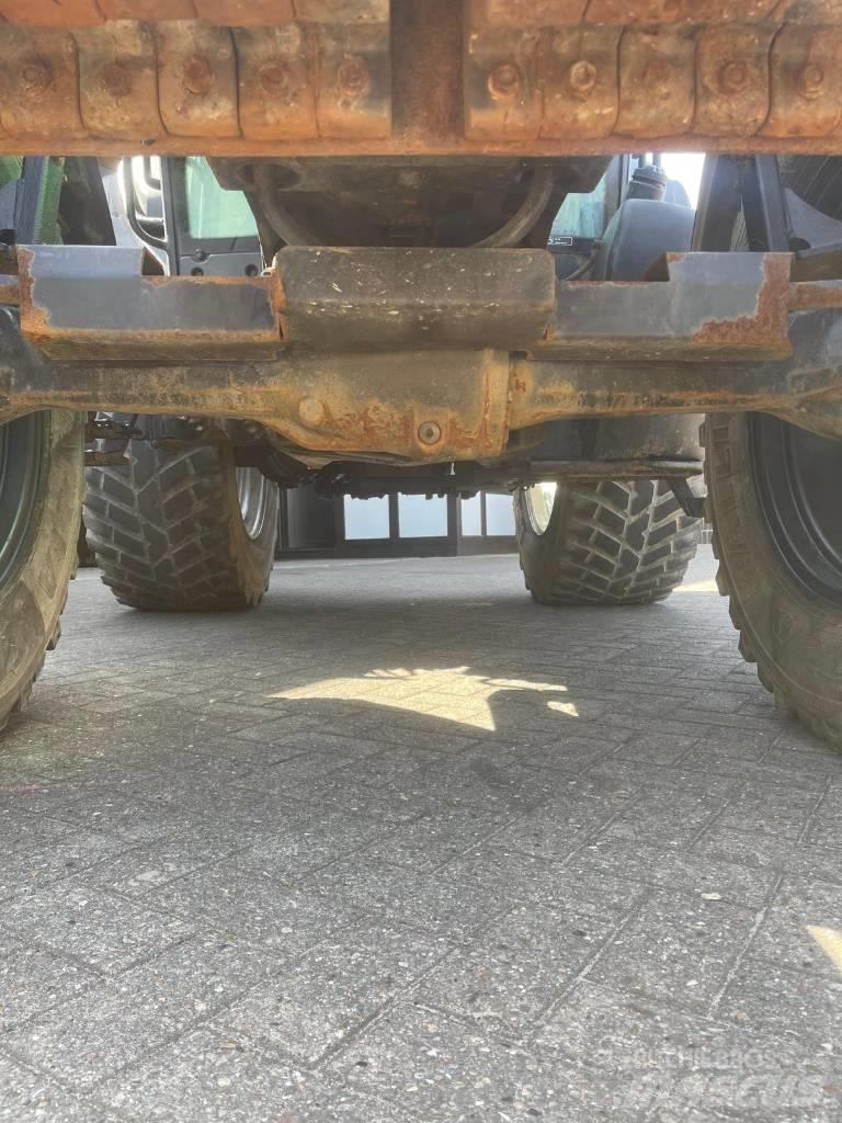 Valtra N 141 Traktory