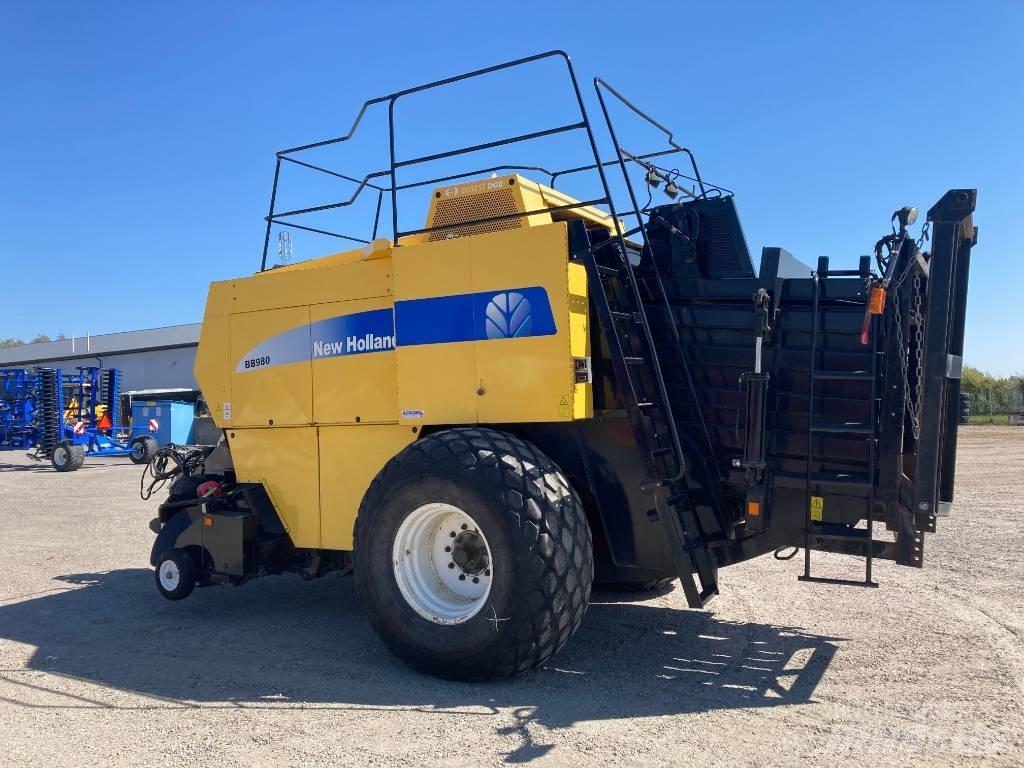 New Holland BB 980 Lis na hranaté balíky