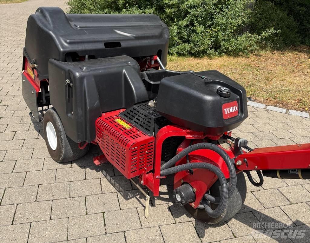Toro ProCore 648S Aerátory a odmechovače