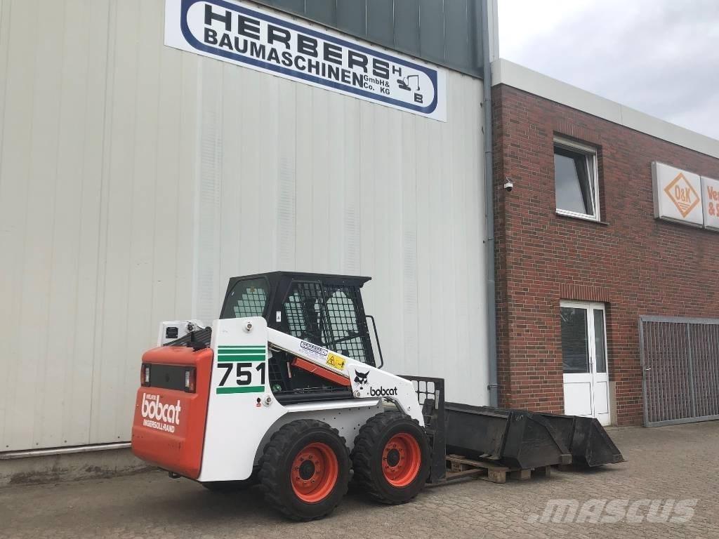 Bobcat 751 Smykem řízené nakladače