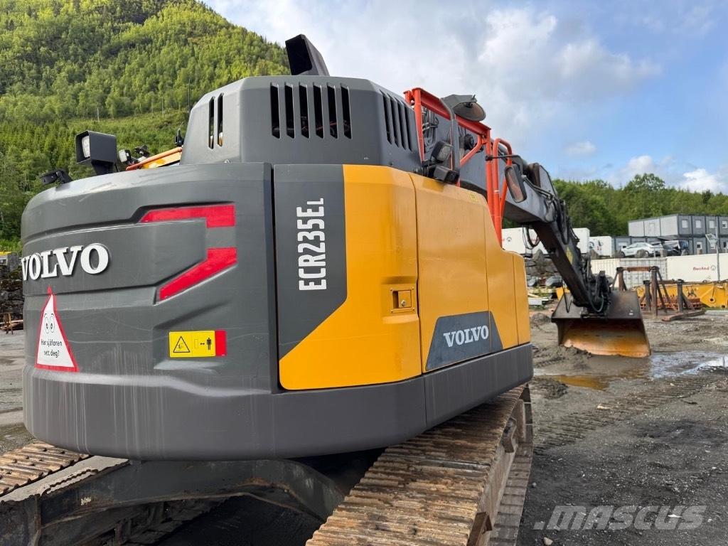 Volvo ECR 235 E Pásová rýpadla