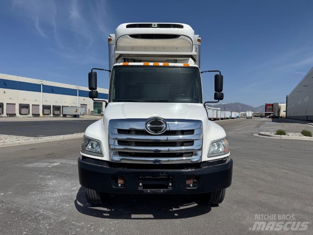 Hino 268 T Chladírenské nákladní vozy