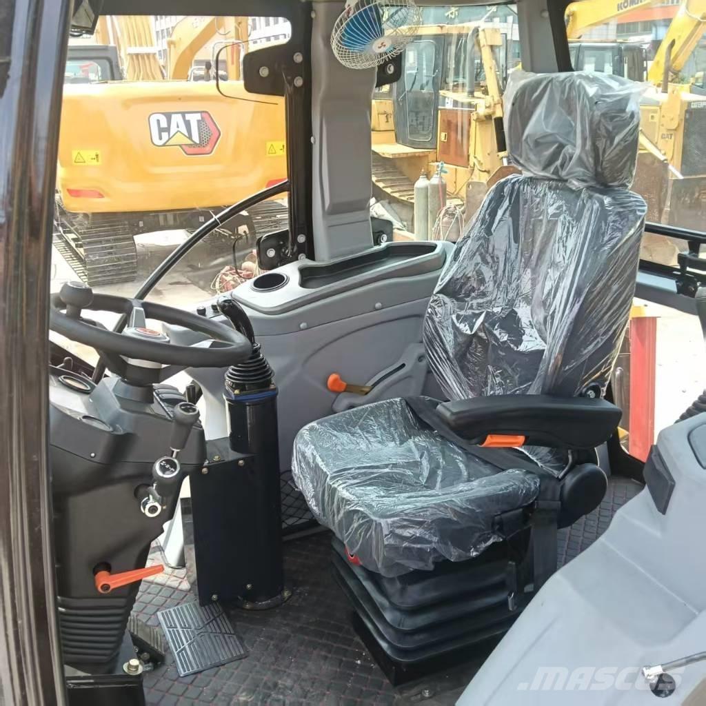 CAT 420 F Rýpadlo-nakladače