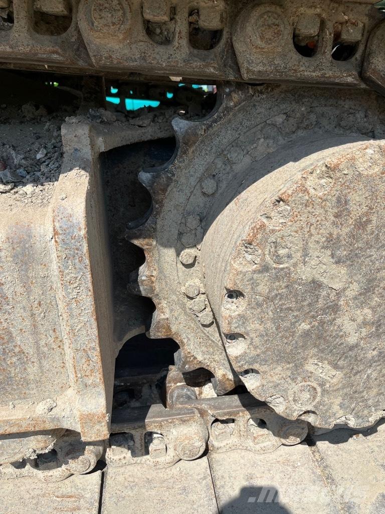 Kobelco SK 210 LC-10 Pásová rýpadla