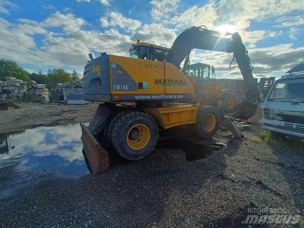 Volvo EW 140 Kolová rýpadla