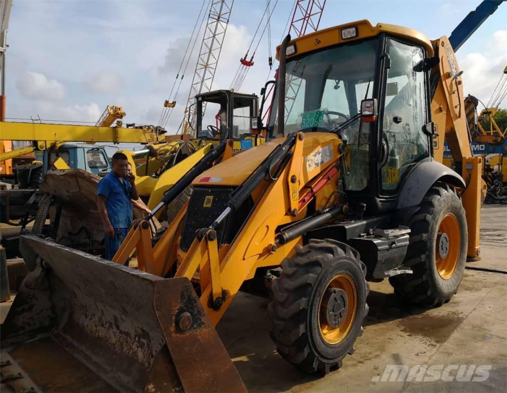 JCB 3CX Rýpadlo-nakladače
